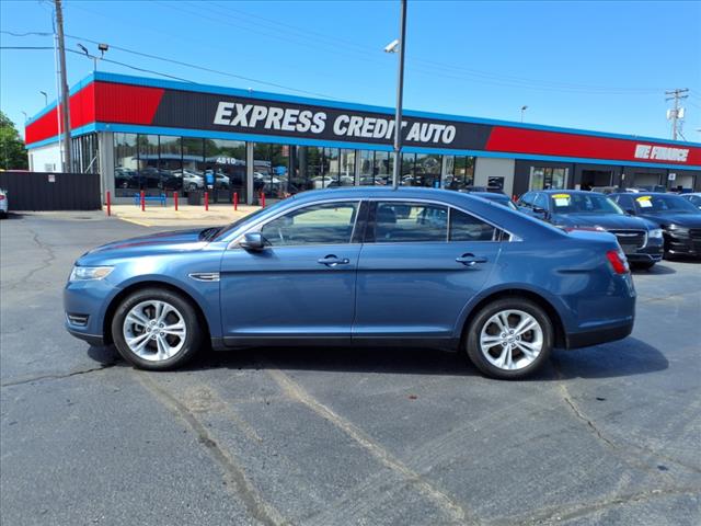 2018 Ford Taurus 