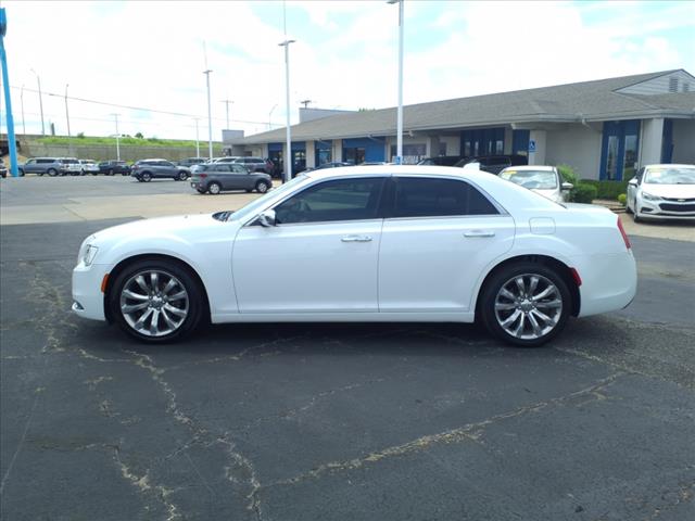 2019 Chrysler 300 
