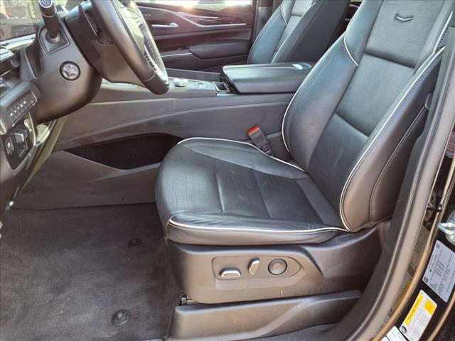 2023 Cadillac Escalade ESV Sport