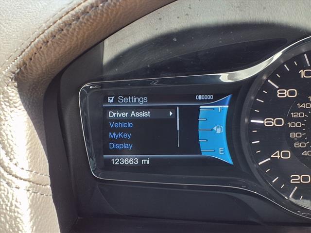 2013 Lincoln MKX Base