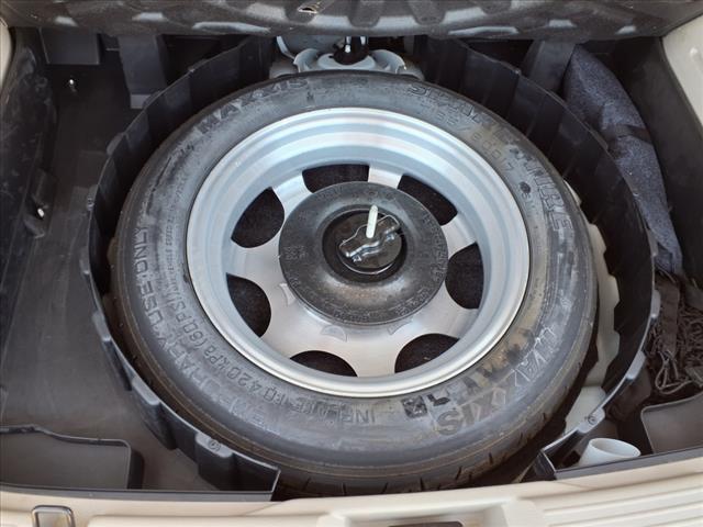 2013 Lincoln MKX Base