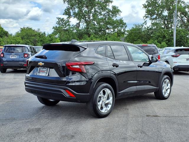 2025 Chevrolet Trax LS