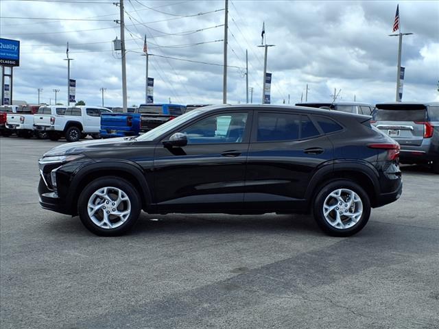 2025 Chevrolet Trax LS