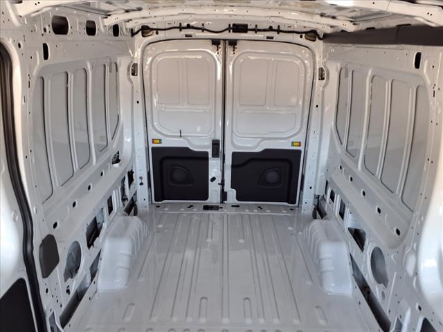 2025 Ford Transit Base