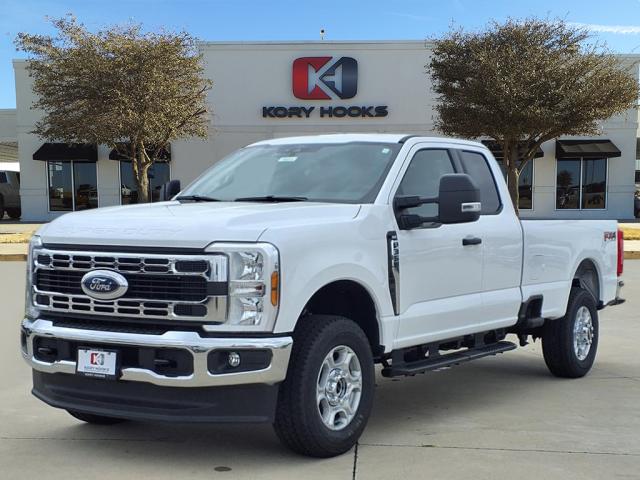 2025 Ford F-350 Super Duty XLT