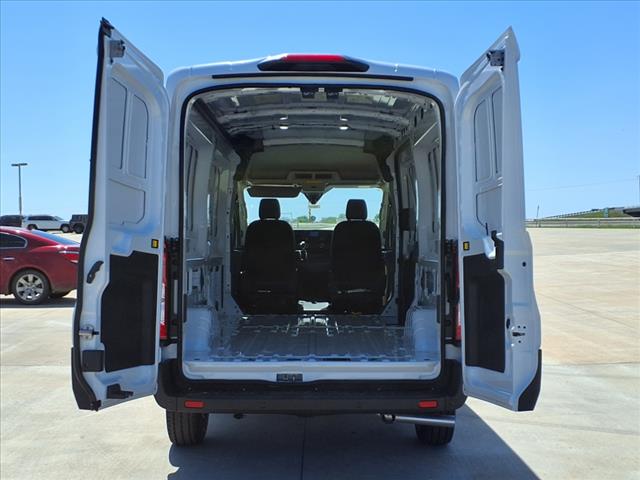2025 Ford Transit Base