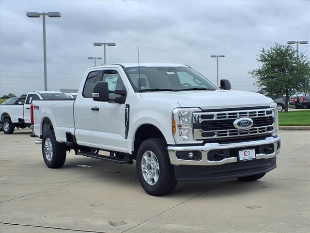 2025 Ford F-350 Super Duty XLT