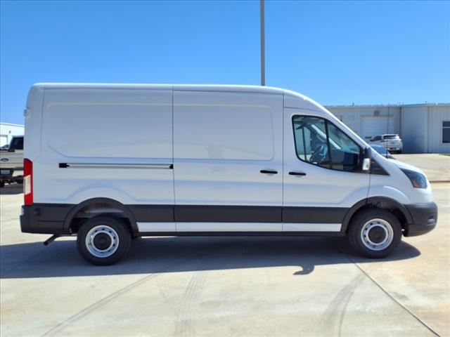 2025 Ford Transit Base
