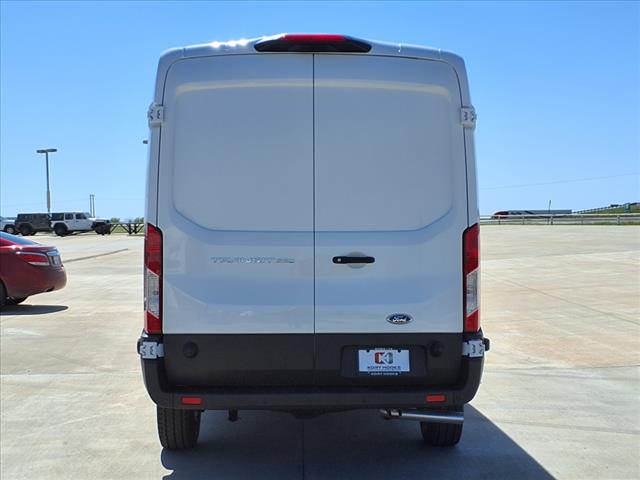 2025 Ford Transit Base
