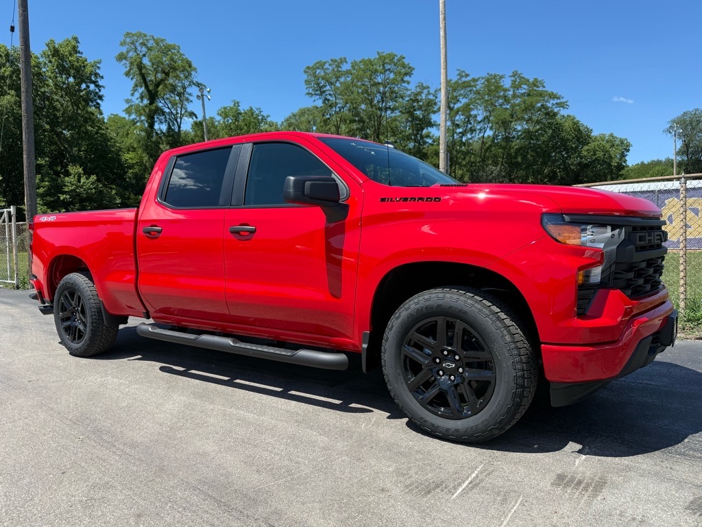 2025 Chevrolet Silverado 1500 Custom