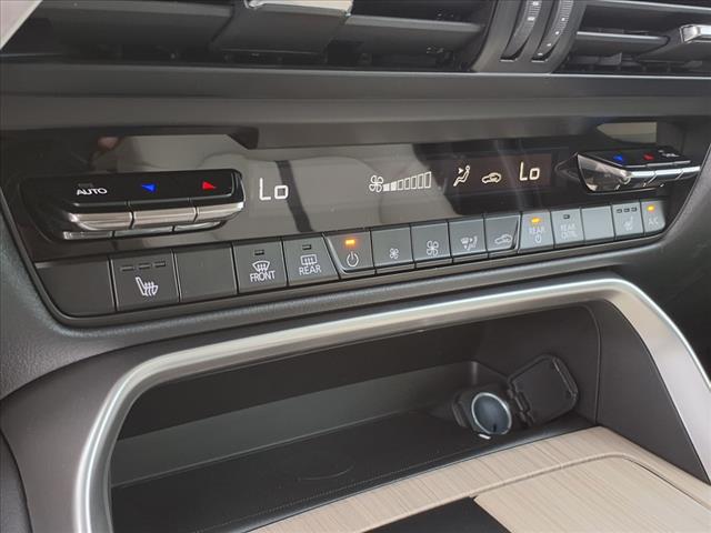 2025 Mazda CX-90 Plug-in Hybrid Premium