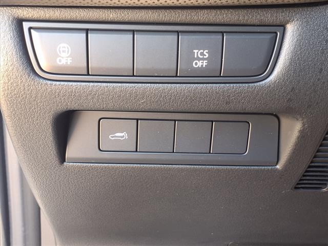 2025 Mazda CX-50 2.5 S Preferred Package
