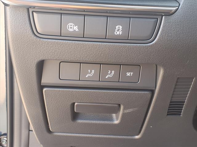 2025 Mazda Mazda3 Hatchback 2.5 S Preferred Package Base