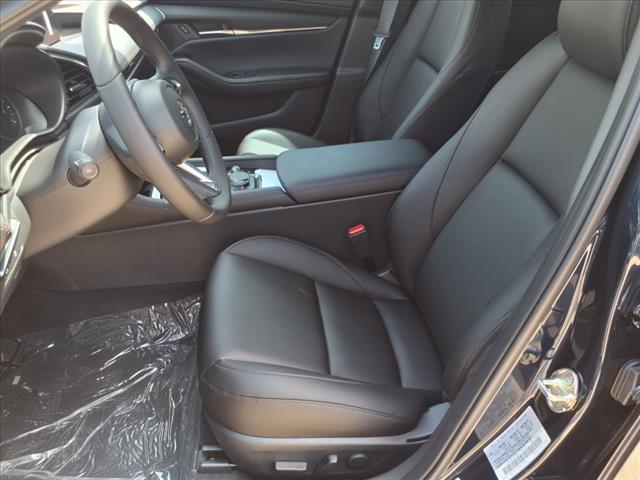 2025 Mazda Mazda3 Hatchback 2.5 S Preferred Package Base