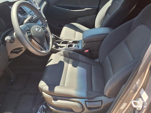 2016 Hyundai TUCSON SE