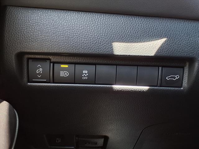 2024 Toyota Venza LE