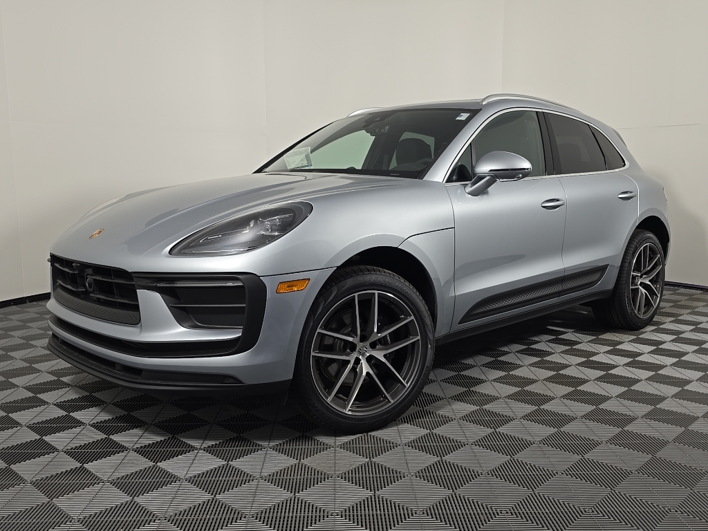 2026 Porsche Macan T