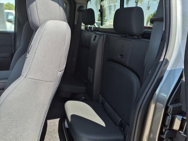 2025 Nissan Frontier S