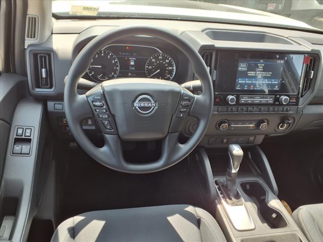 2025 Nissan Frontier S