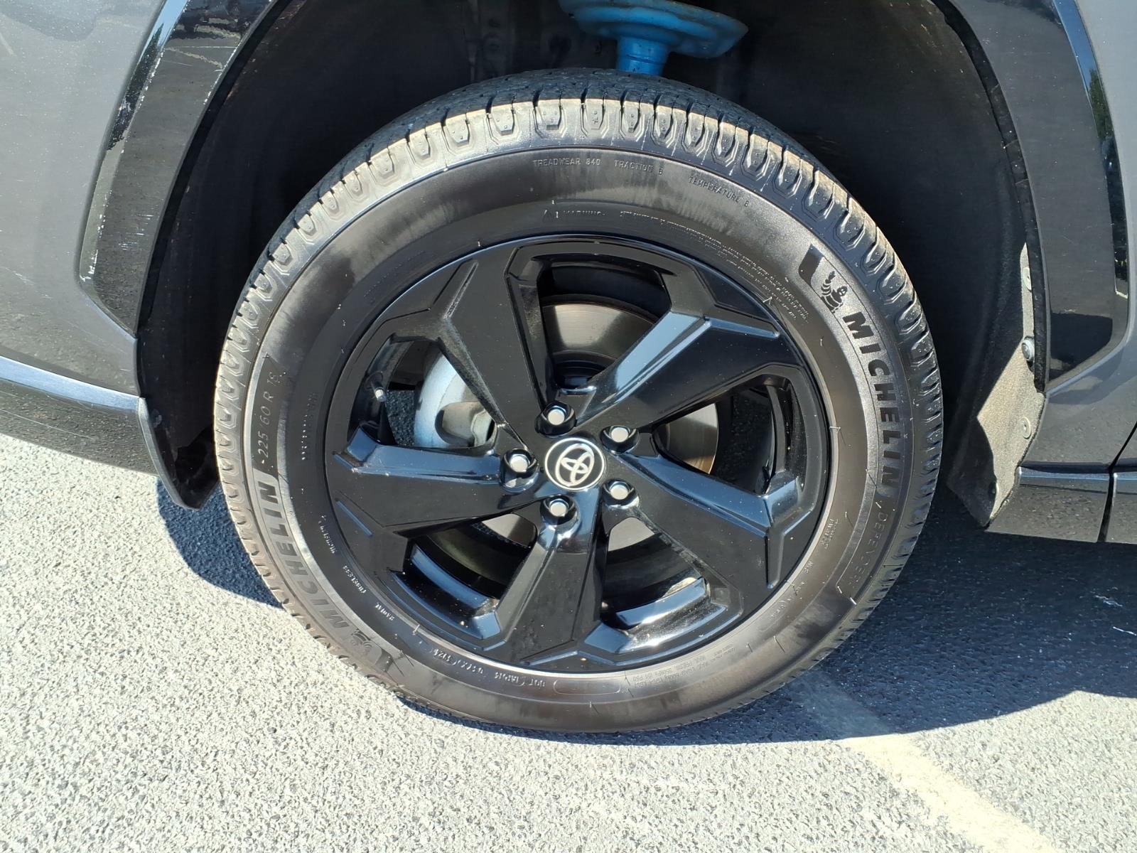 ToyotaRAV4 Hybrid10
