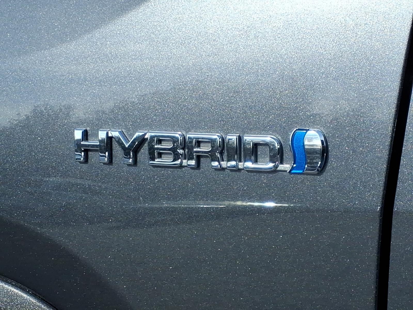 ToyotaRAV4 Hybrid10