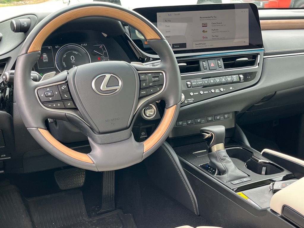 LexusES 300h10
