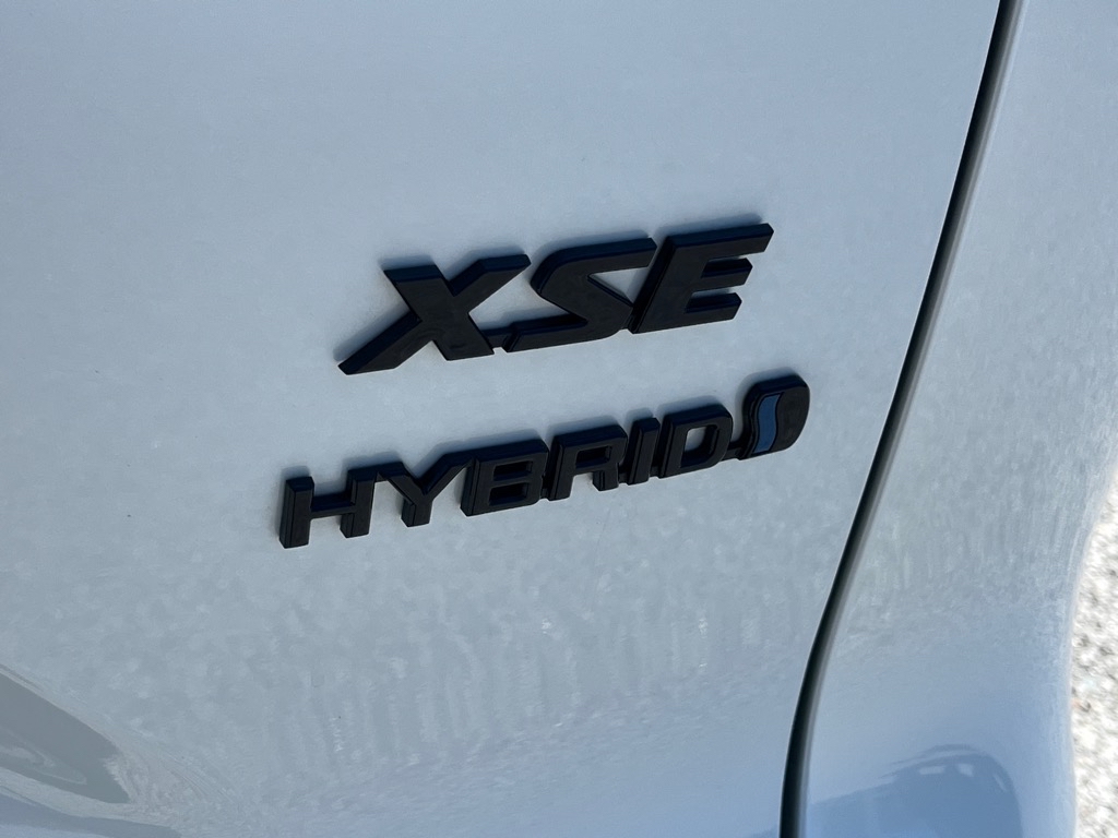 ToyotaCorolla Cross Hybrid10