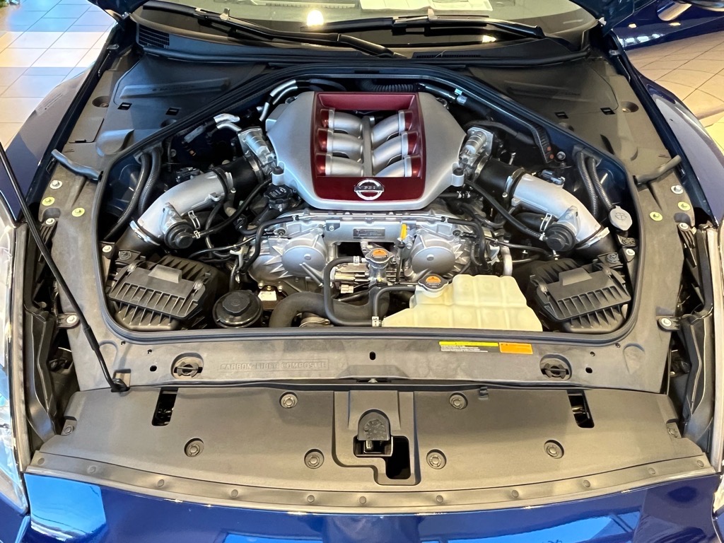 NissanGT-R10