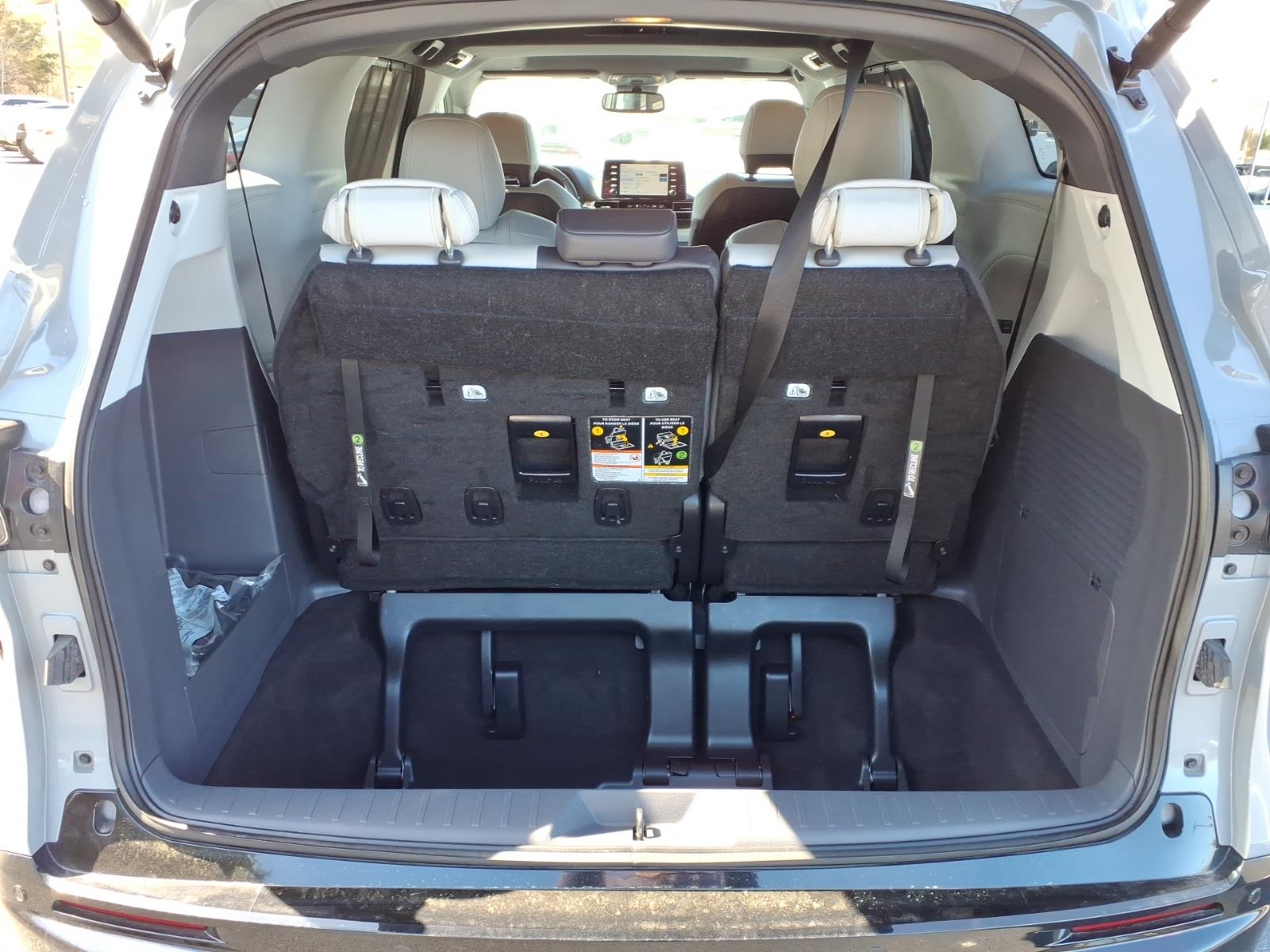 ToyotaSienna11