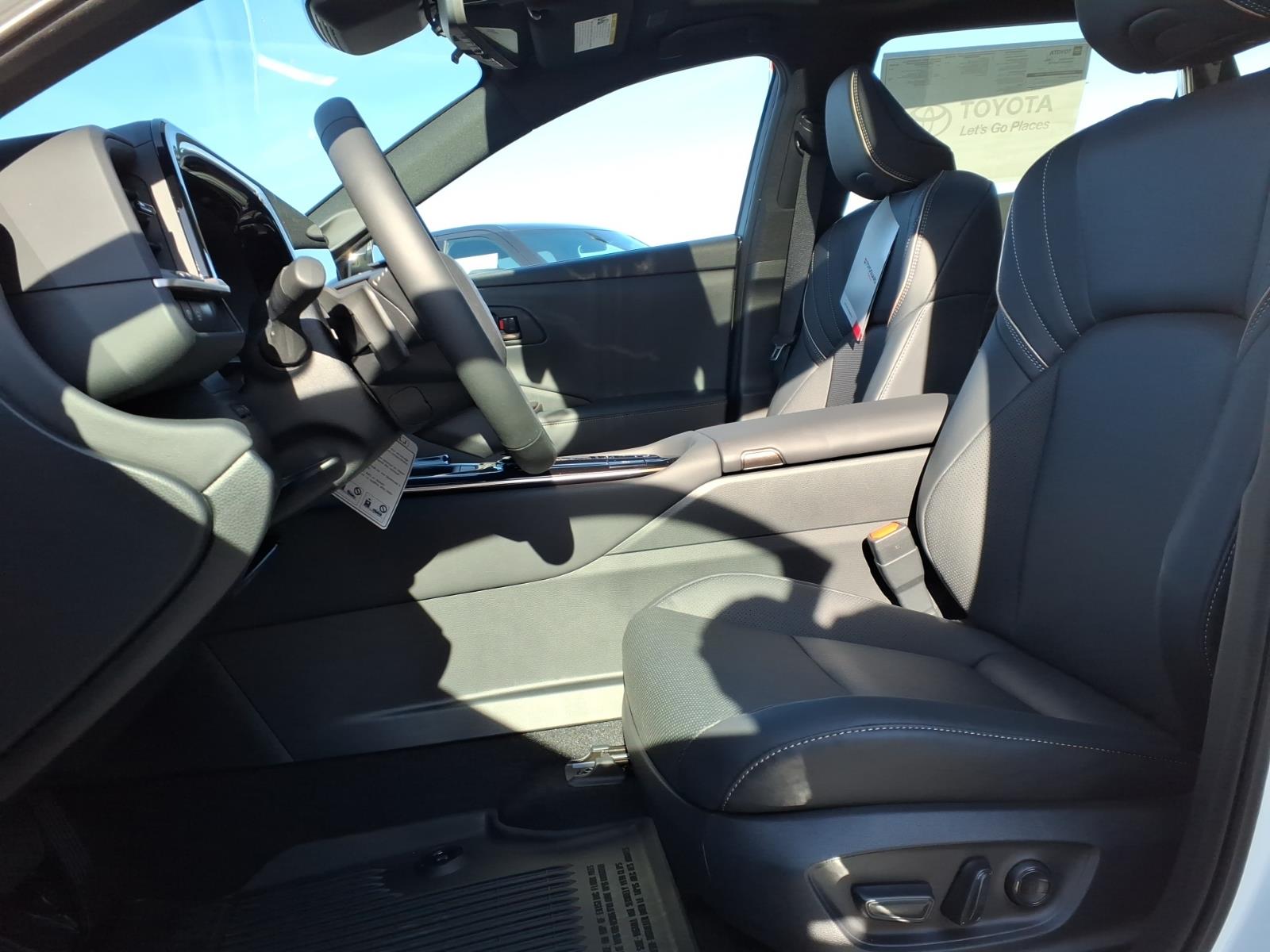 ToyotaCrown Signia11