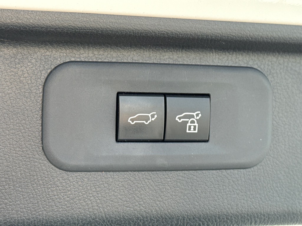 ToyotaGrand Highlander11