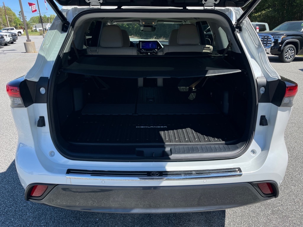ToyotaHighlander Hybrid11