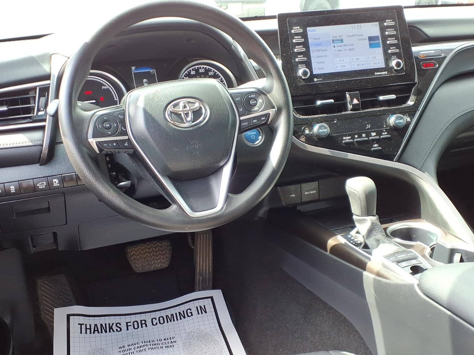 ToyotaCamry Hybrid12