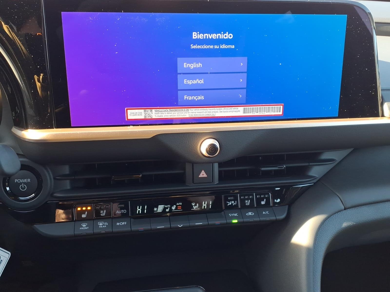 ToyotaCrown Signia12