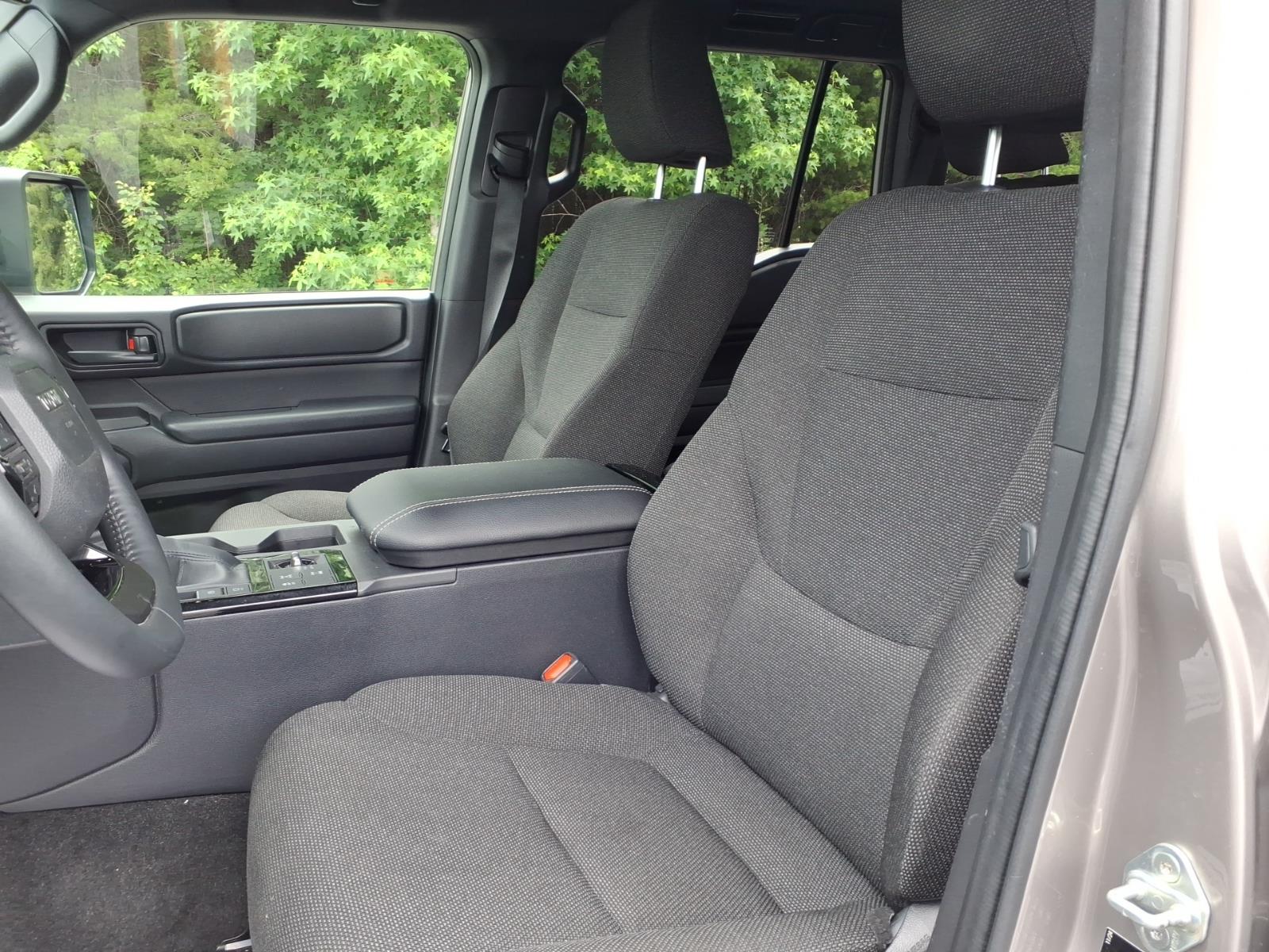 ToyotaLand Cruiser12