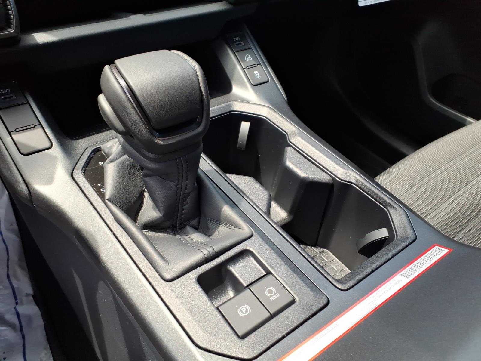 ToyotaRAV4 Plug-in Hybrid12
