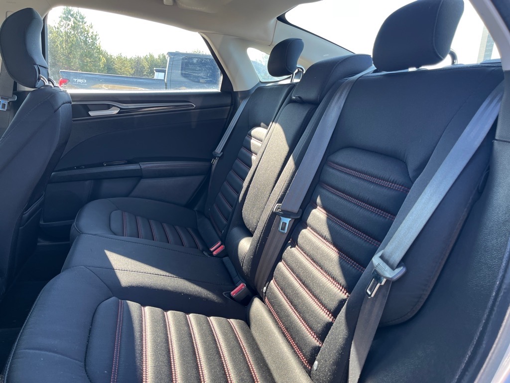 FordFusion12