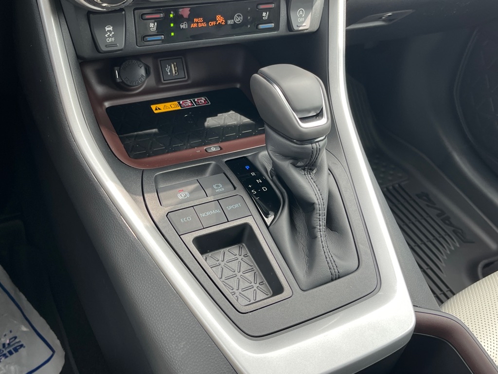 ToyotaRAV412