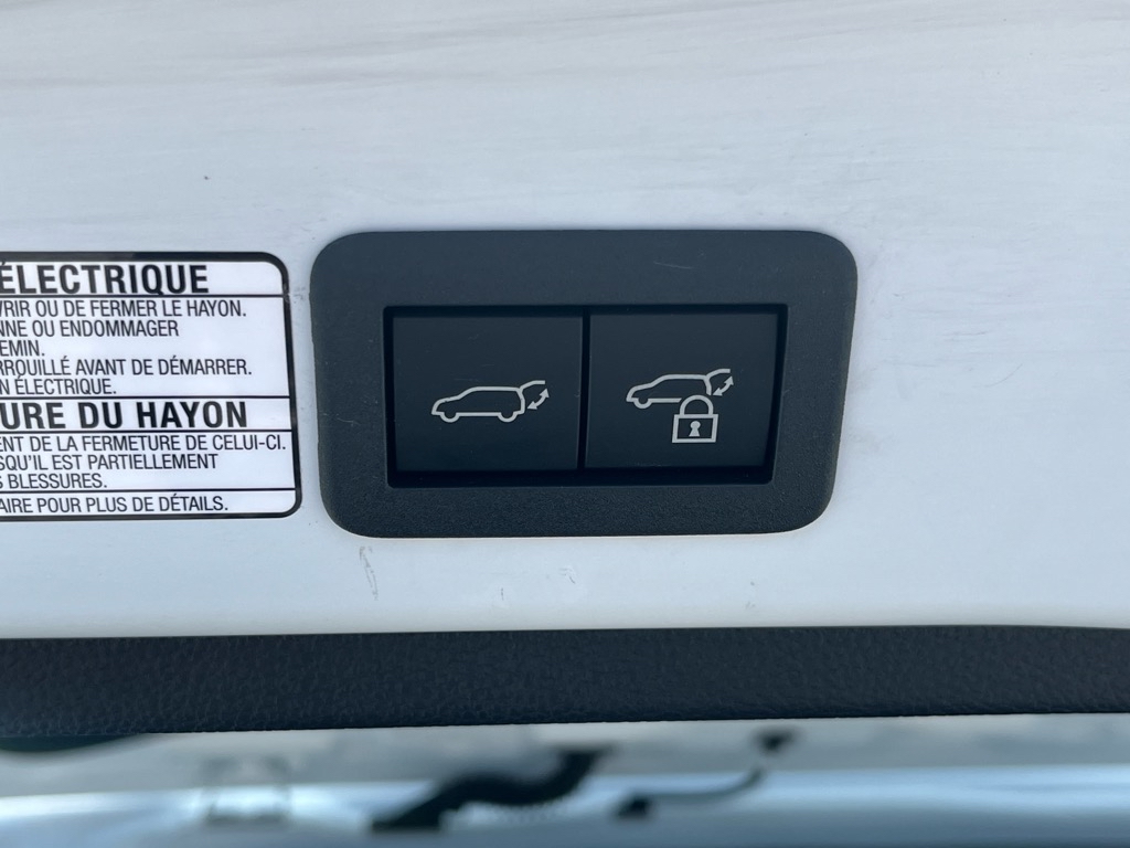 ToyotaCorolla Cross Hybrid12