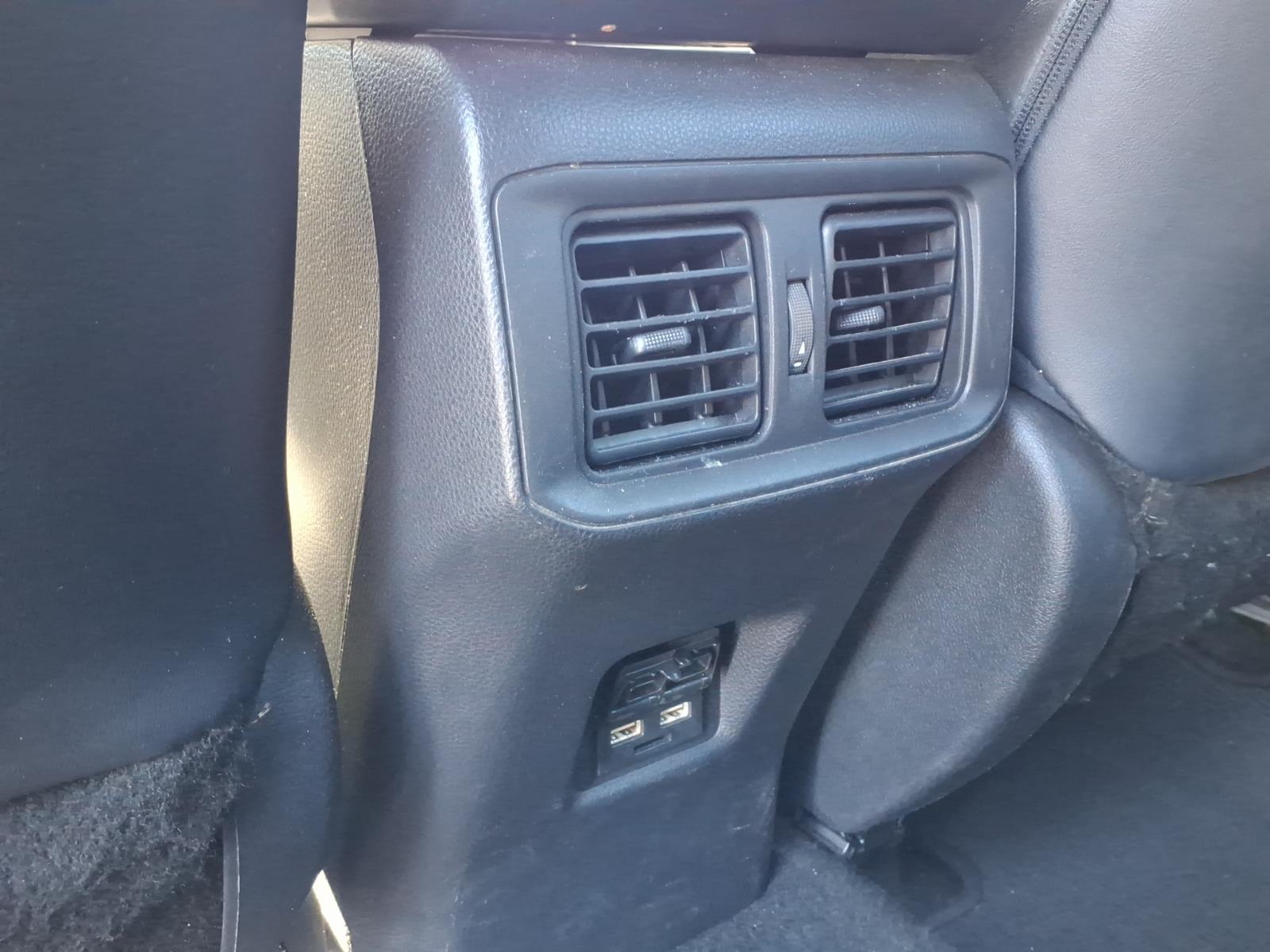 ToyotaRAV4 Hybrid13