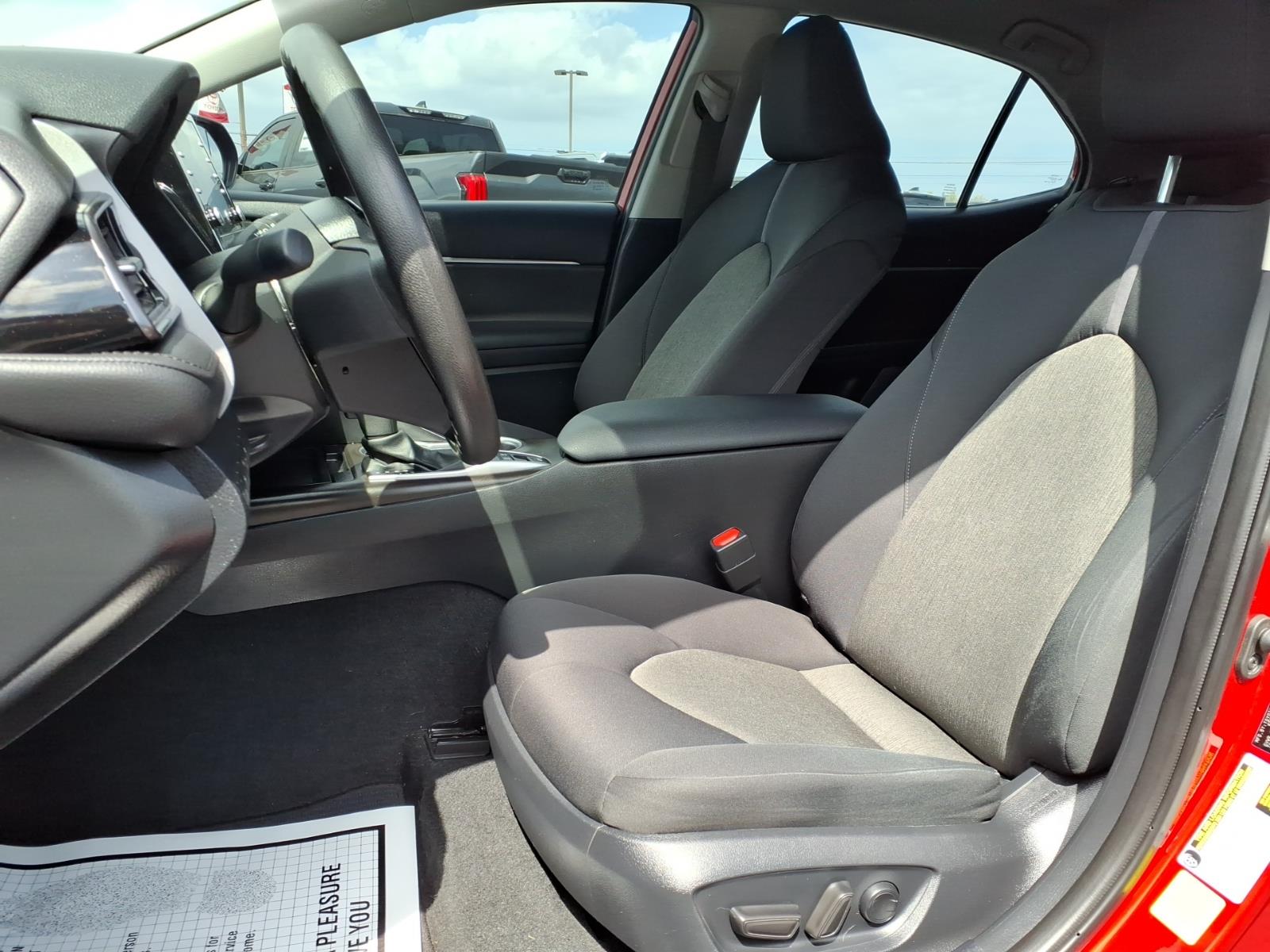 ToyotaCamry Hybrid13