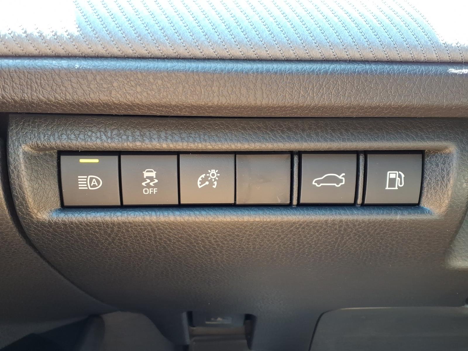 ToyotaCamry13