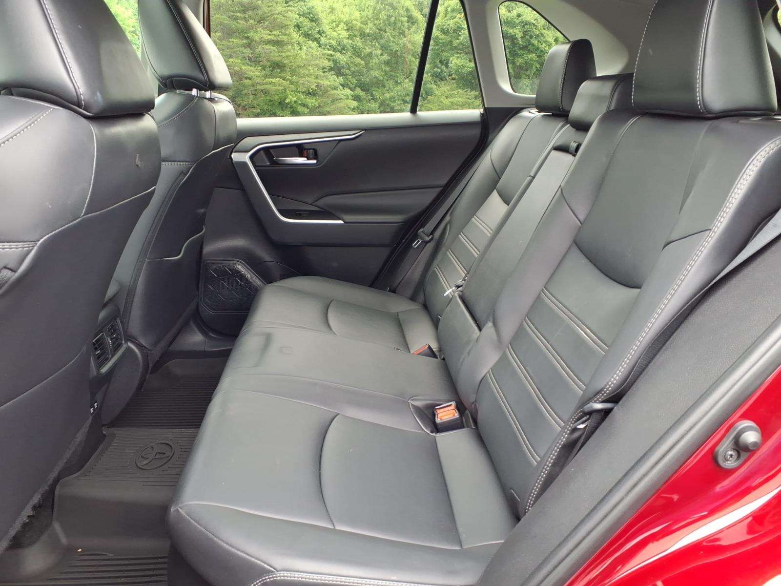 ToyotaRAV4 Hybrid13