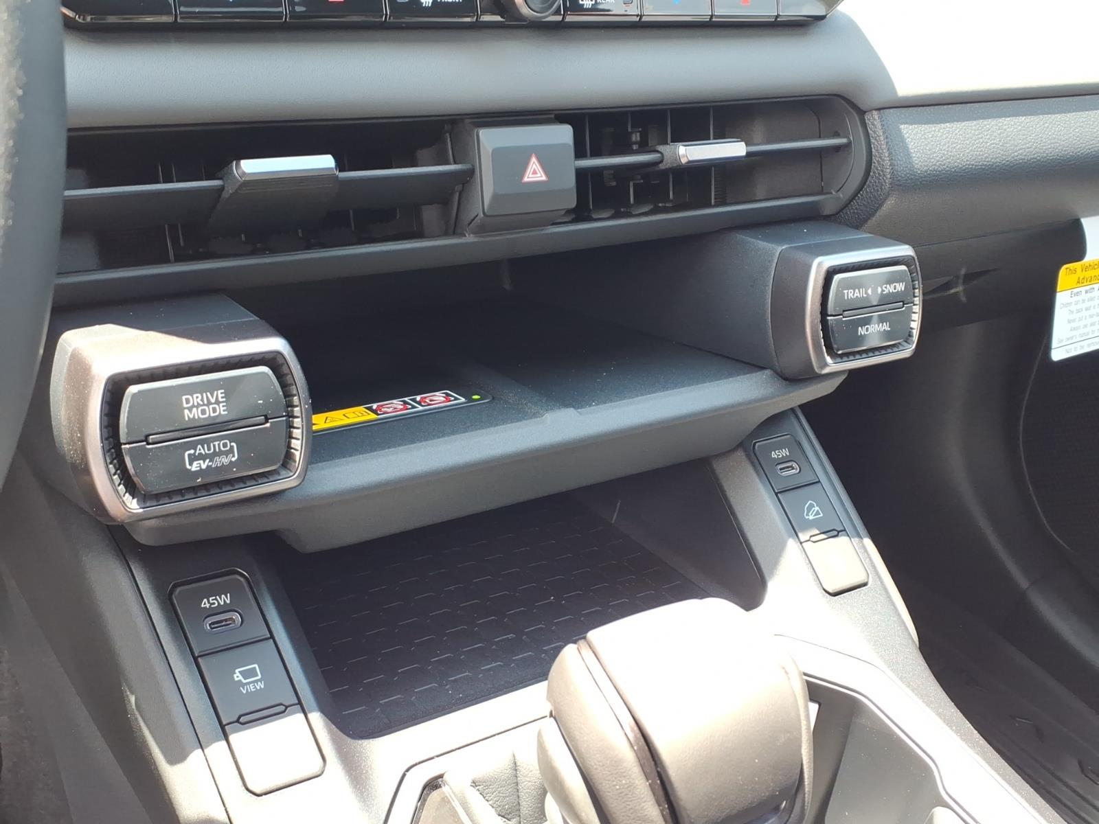 ToyotaRAV4 Plug-in Hybrid13