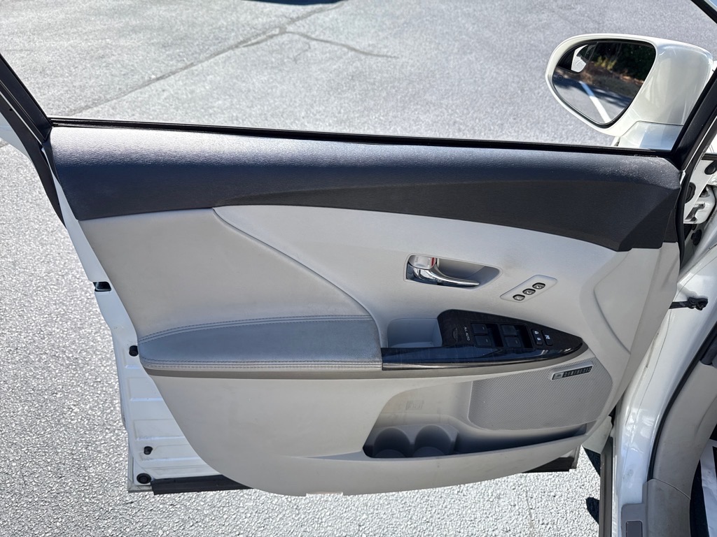 ToyotaVenza13
