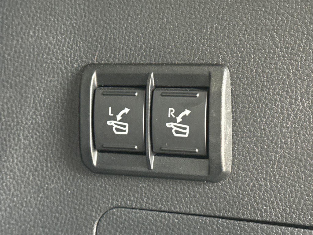 ToyotaSequoia13