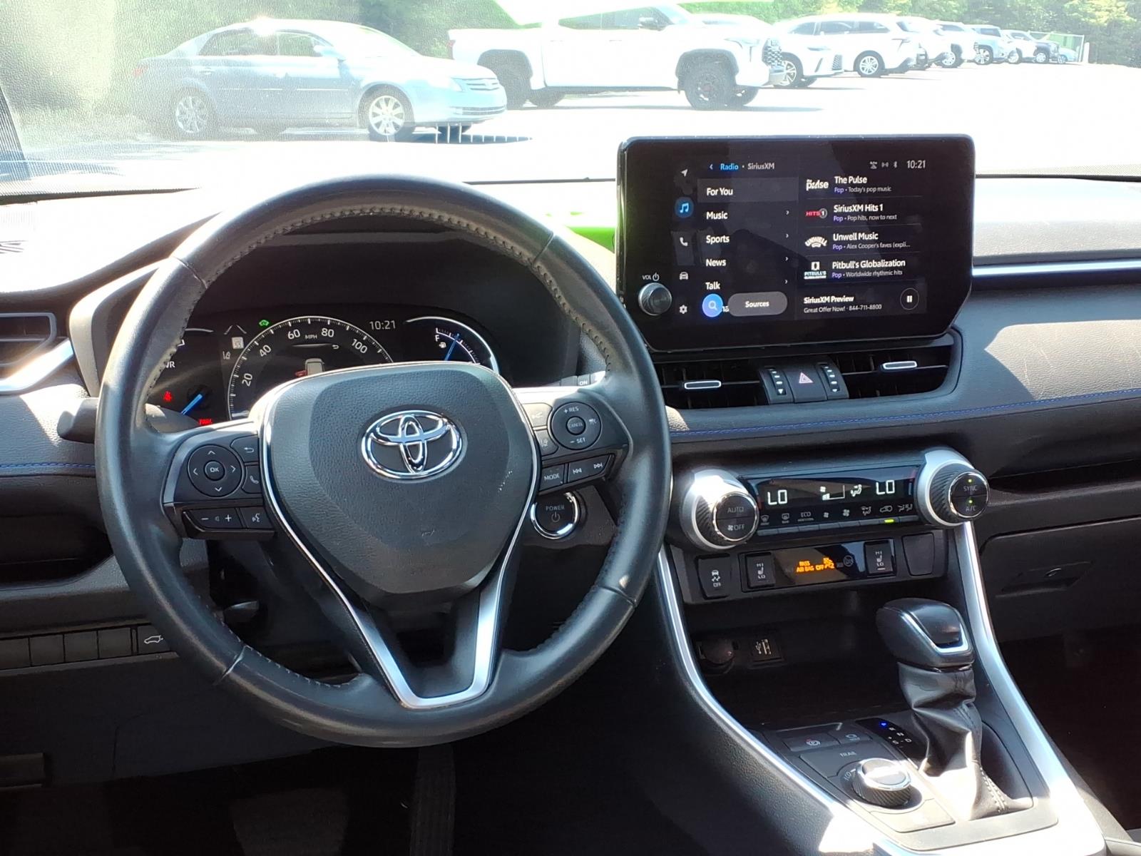 ToyotaRAV4 Hybrid14
