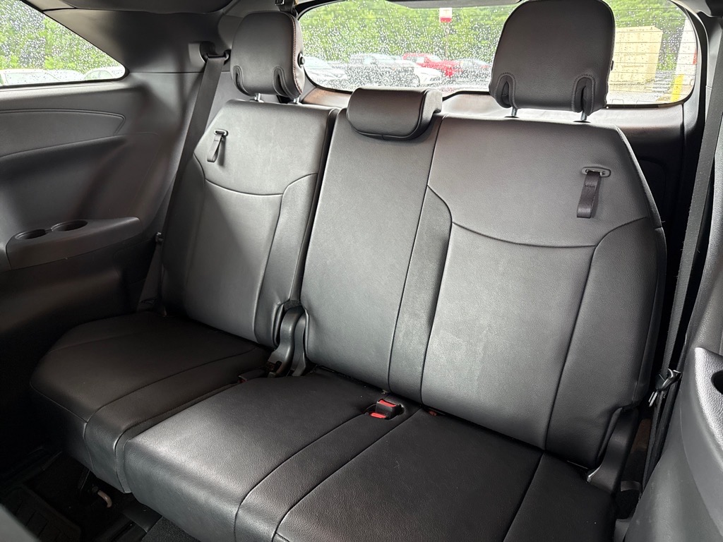 ToyotaSienna15