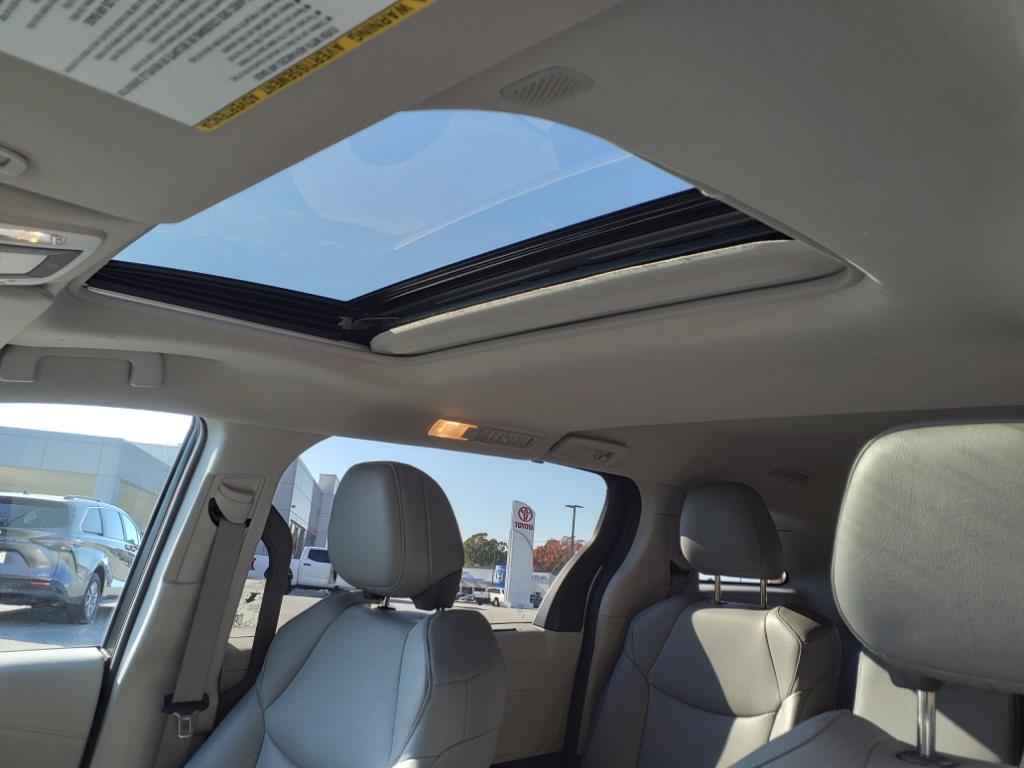 ToyotaSienna15