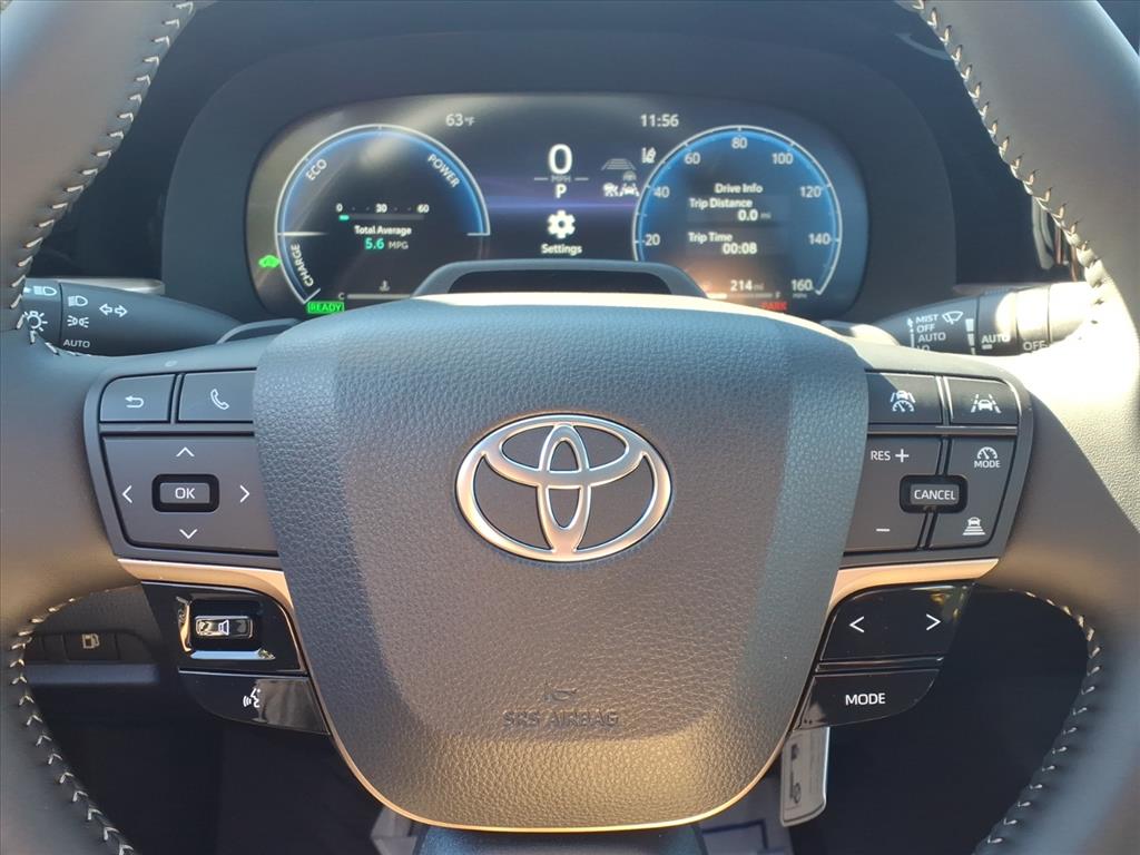 ToyotaCrown Signia15